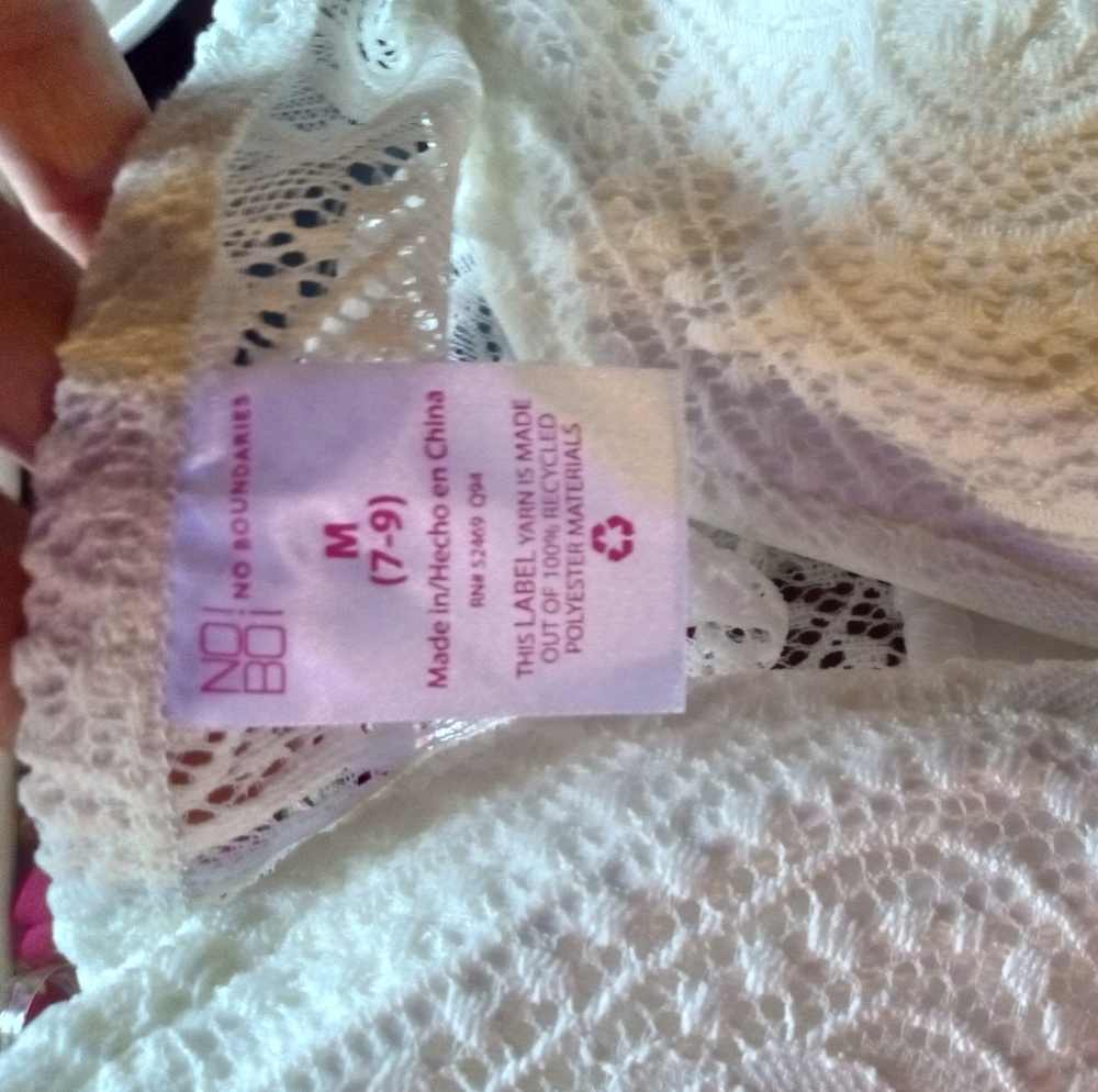 NWT Lace Dress size Medium - Picture 2 of 5